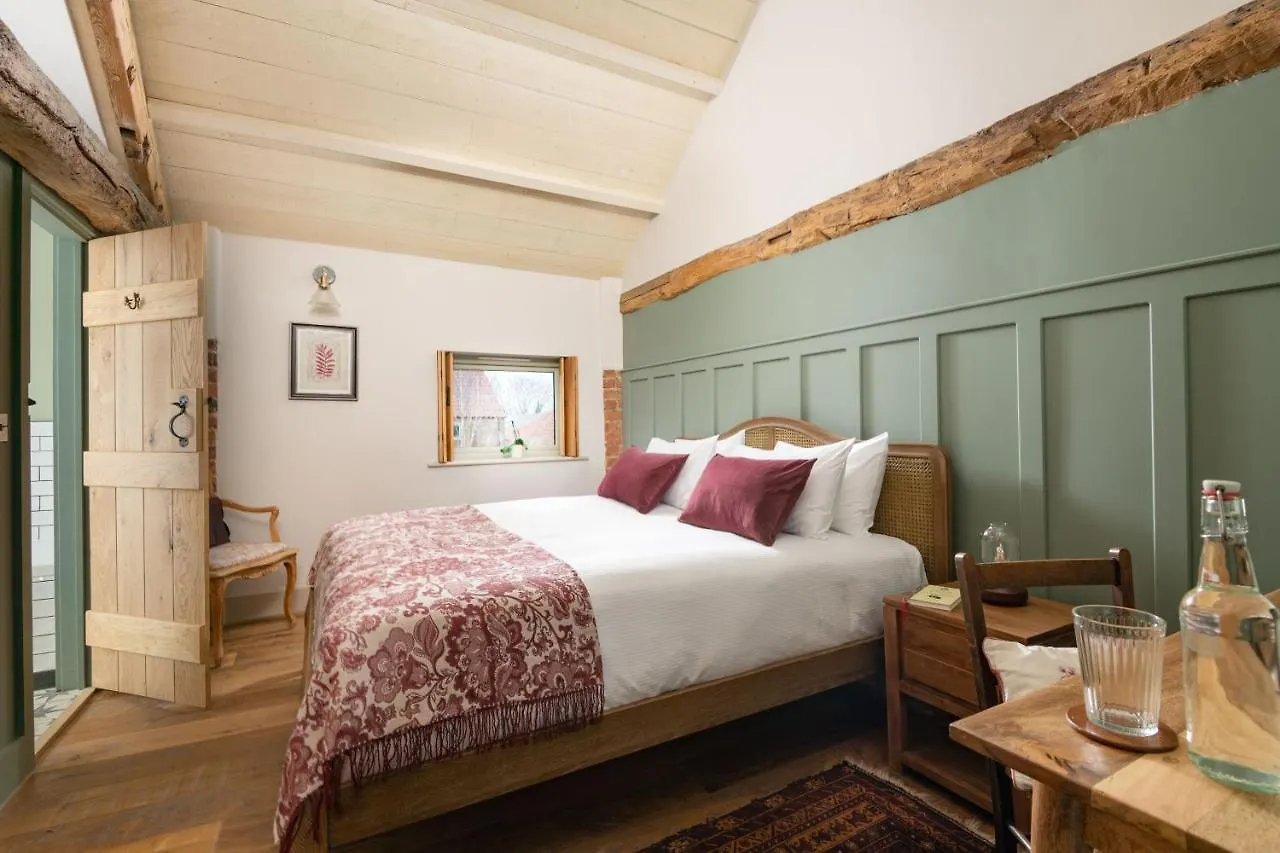 The Grand Barn Villa York 0*,